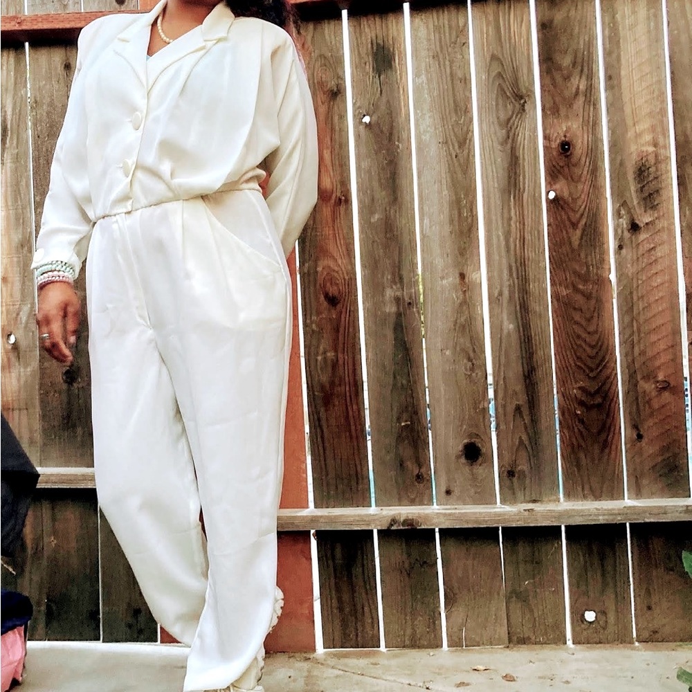 70’s Cream Silky Jumpsuit Med/Lrg